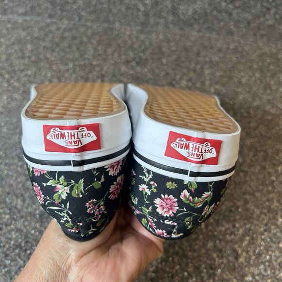 VANS Off The Wall Canvas Sneaker Shoes Womens Sz 8 Low Top Slip On Floral Casual - Picture 8 of 11
